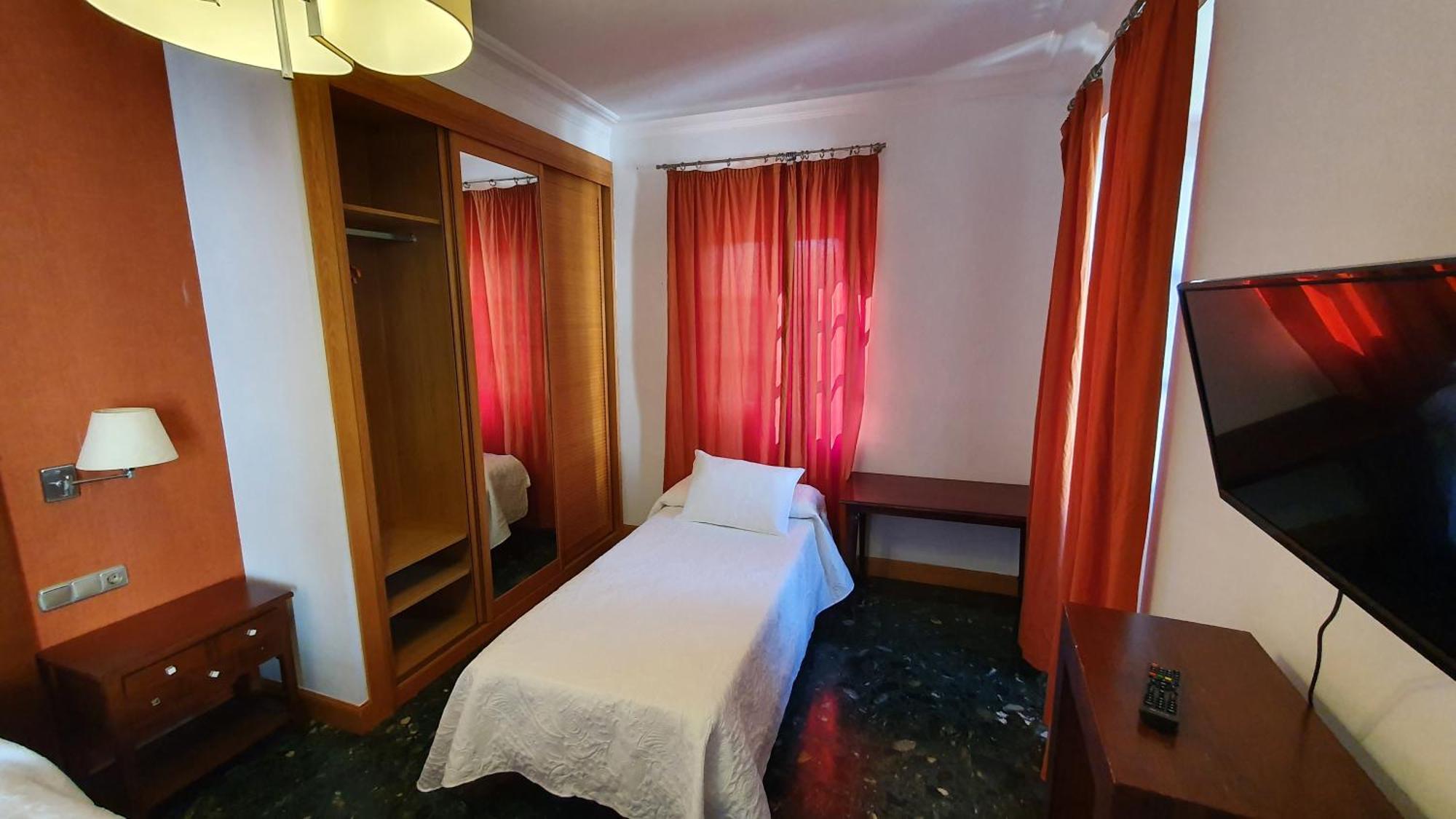 Hostal Ansonea Bera  Cameră foto