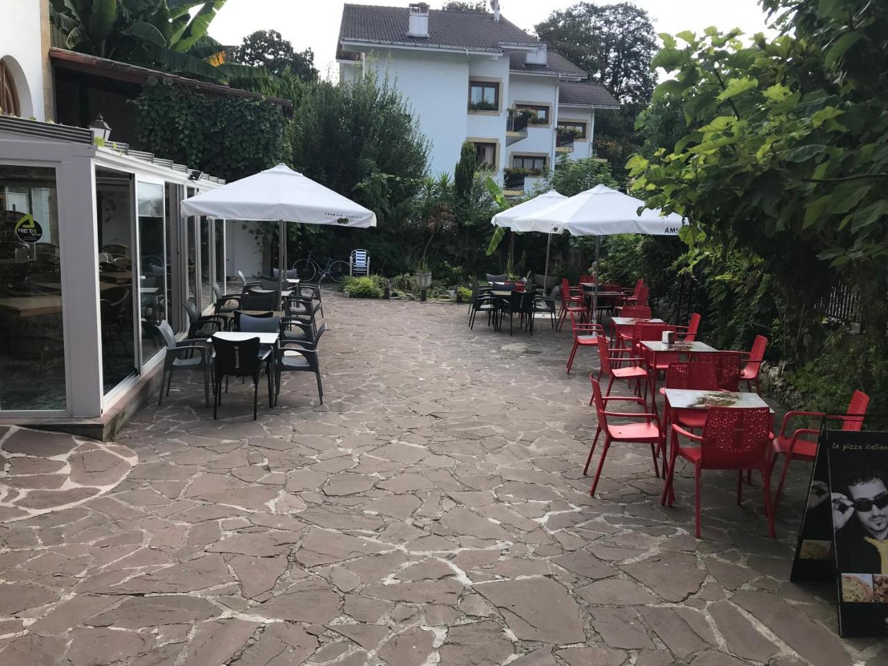 Hostal Ansonea Bera  Exterior foto